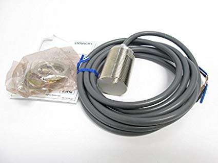 E2EM-X15C1 Cảm biến tiệm cận Omron