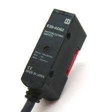 E3S-AD62 2M Cảm biến quang cỡ vừa Omron