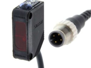 E3Z-L81-M1TJ-IL3-1 0.3M Cảm biến quang Omron