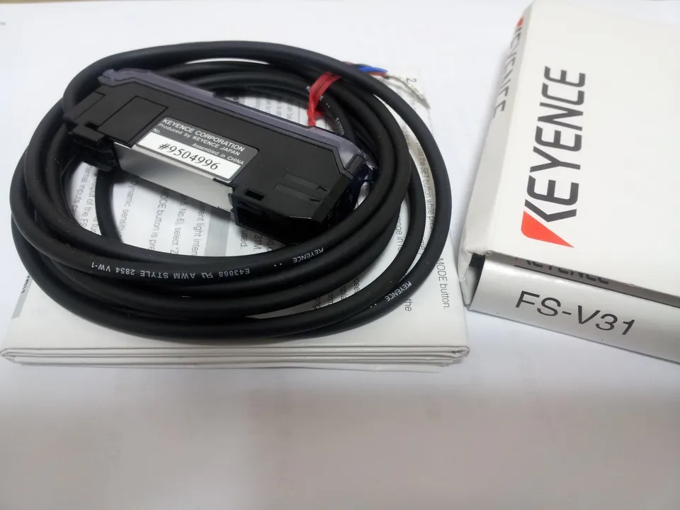 Cảm biến sợi quang Keyence FS-V31