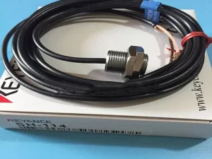 Cảm biến từ tiệm cận Keyence SH-114